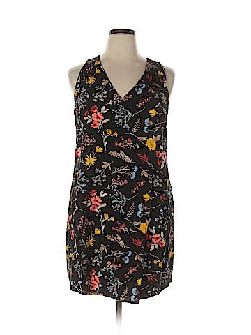 Old Navy Casual Dress (view 1)