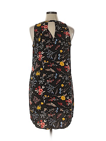 Old Navy Casual Dress (view 2)