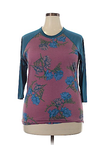 Lularoe 3/4 Sleeve T-Shirt (view 1)