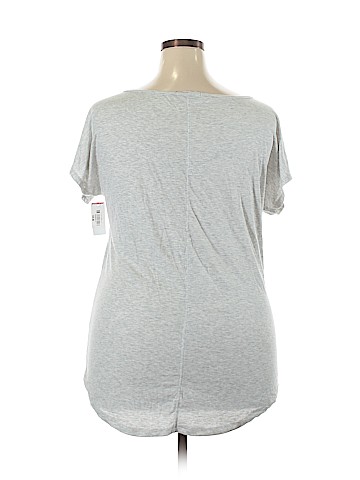 Peace & Pearls Short Sleeve Top (view 2)