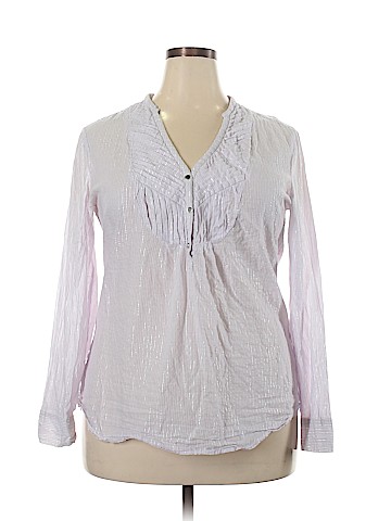 New York & Company Long Sleeve Button-Down Shirt (view 1)