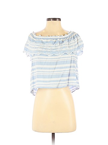 American Eagle Outfitters Short Sleeve Top (view 1)