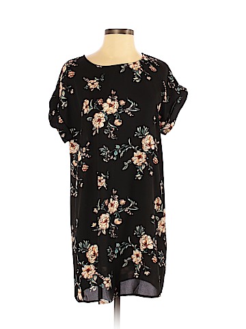 Forever 21 Casual Dress (view 1)