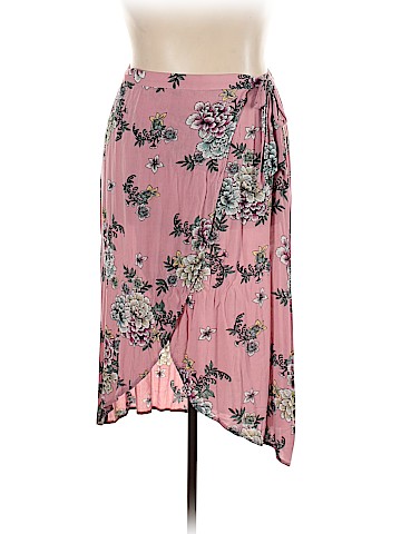 Xhilaration Casual Skirt (view 1)