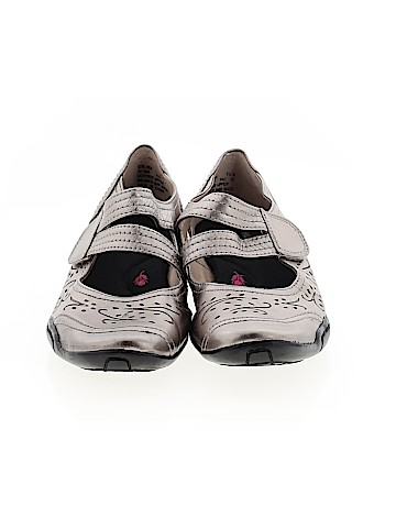 Ros Hommerson Flats (view 2)