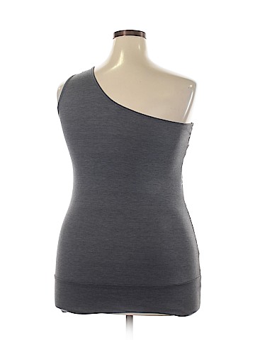 Yoyo5 Sleeveless Blouse (view 2)