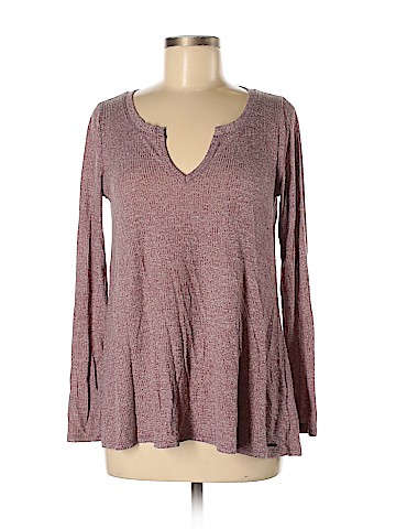 Hollister Long Sleeve T-Shirt (view 1)