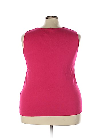 Leo & Nicole Pullover Sweater (view 2)