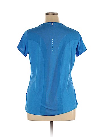 Nike Active T-Shirt (view 2)