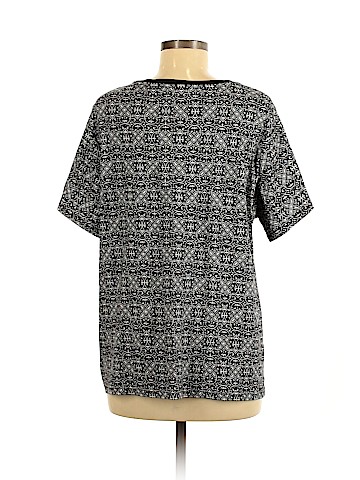 Croft & Barrow Plus Short Sleeve Henley (view 2)