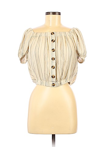 American Eagle Outfitters 3/4 Sleeve Top (view 1)