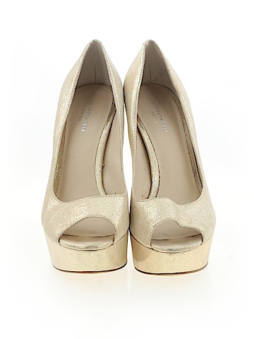 Kenneth Cole New York Heels (view 2)