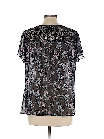 Torrid Short Sleeve Blouse (view 2)