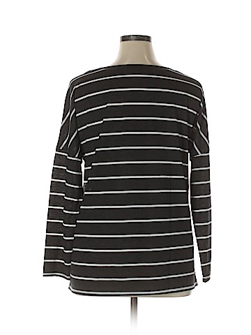 Old Navy Long Sleeve T-Shirt (view 2)