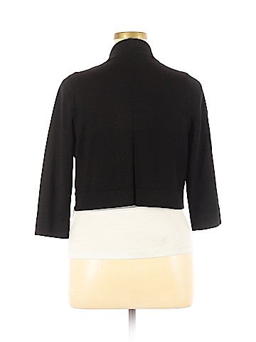 Jessica Howard Shrug (view 2)