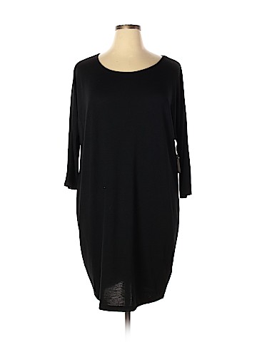 Old Navy Casual Dress (view 1)