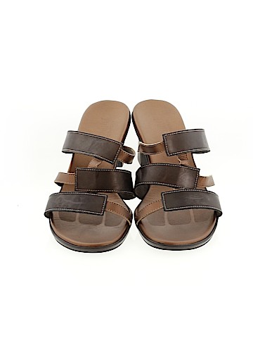 Munro American Sandals (view 2)