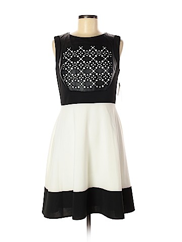 Julia Jordan Casual Dress (view 1)