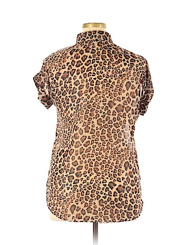 No Boundaries Short Sleeve Blouse (view 2)