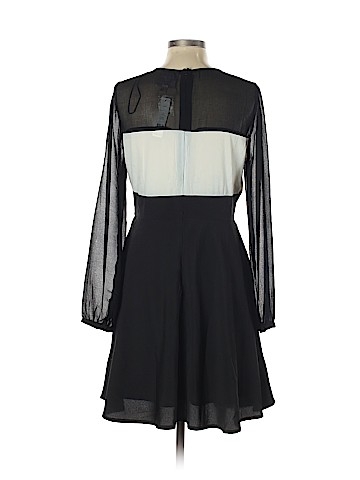 Romeo & Juliet Couture Casual Dress (view 2)