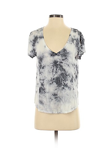 American Eagle Outfitters Short Sleeve T-Shirt (view 1)