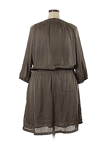 Old Navy Casual Dress (view 2)