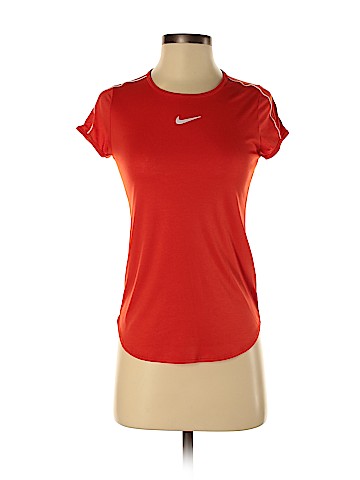 Nike Active T-Shirt (view 1)