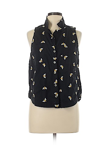 HD in Paris Sleeveless Button-Down Shirt (view 1)