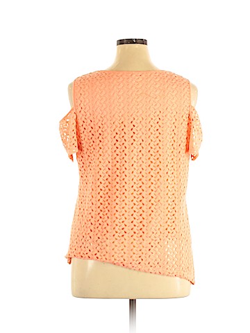 Avenue Short Sleeve Top (view 2)
