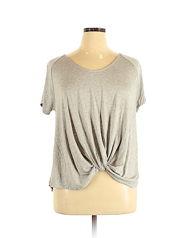 Assorted Brands Short Sleeve T-Shirt (view 1)