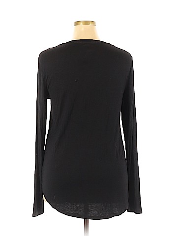 Old Navy Long Sleeve T-Shirt (view 2)