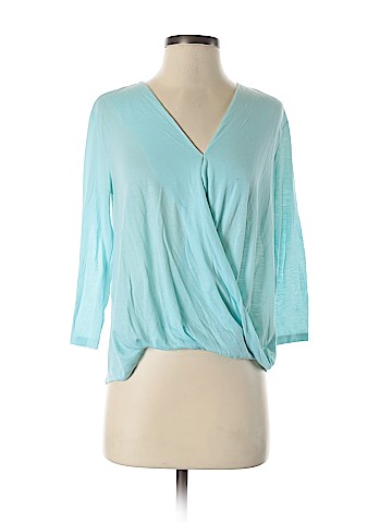American Eagle Outfitters 3/4 Sleeve Blouse (view 1)