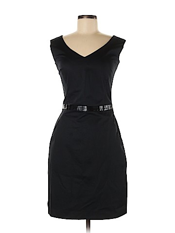 Petrovitch & Robinson Casual Dress (view 1)