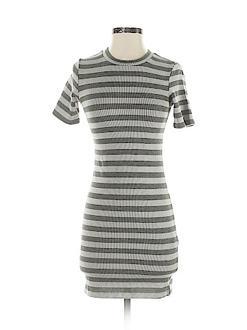 Forever 21 Casual Dress (view 1)