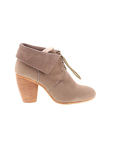 Emu Australia Ankle Boots (view 1)