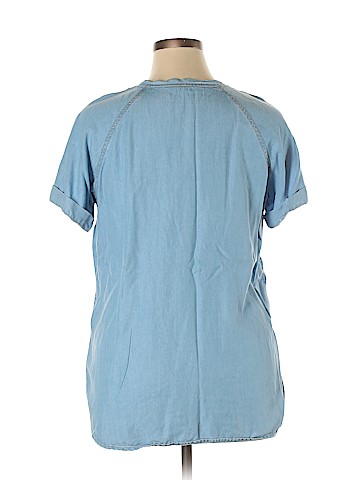 Live 4 Truth Short Sleeve Blouse (view 2)