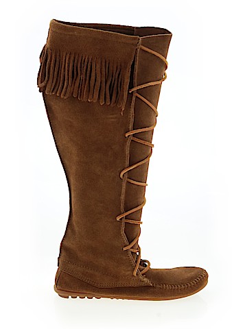 Minnetonka Boots (view 1)