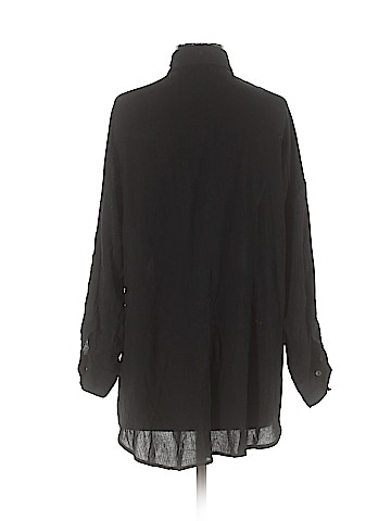 Dee Elle Long Sleeve Button-Down Shirt (view 2)