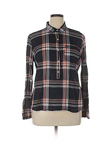 Old Navy Long Sleeve Button-Down Shirt (view 1)
