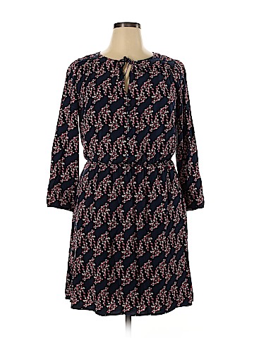 Tocca Casual Dress (view 1)