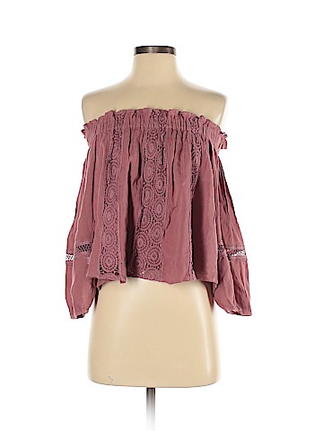 American Eagle Outfitters Short Sleeve Blouse (view 1)