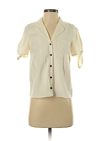 Monteau Short Sleeve Button-Down Shirt (view 1)