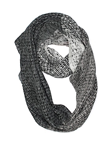 Pins and Needles Scarf (view 1)