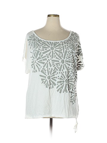 Old Navy Short Sleeve T-Shirt (view 1)