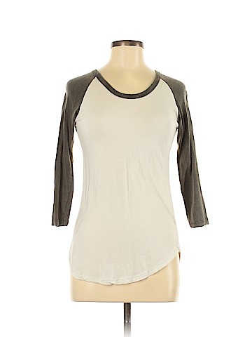 Brandy Melville 3/4 Sleeve T-Shirt (view 1)