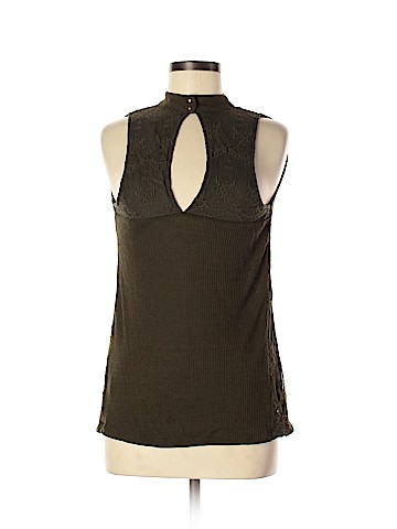 Candie's Sleeveless Top (view 1)