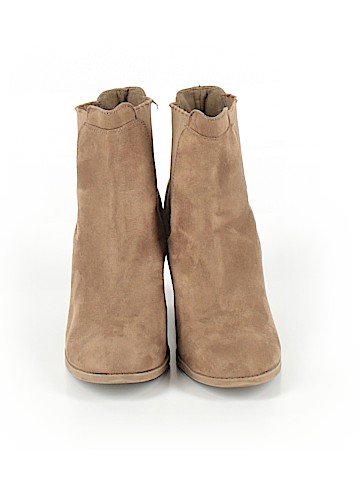 Wild Diva Ankle Boots (view 2)