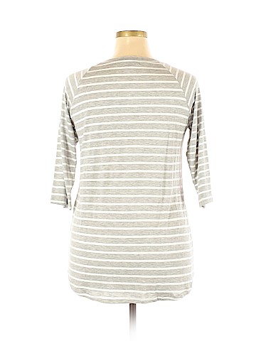 Hawthorne 3/4 Sleeve Top (view 2)