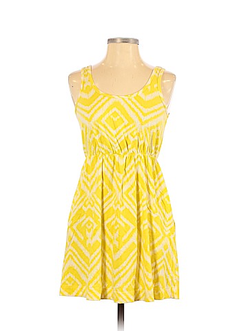 H&M Casual Dress (view 1)