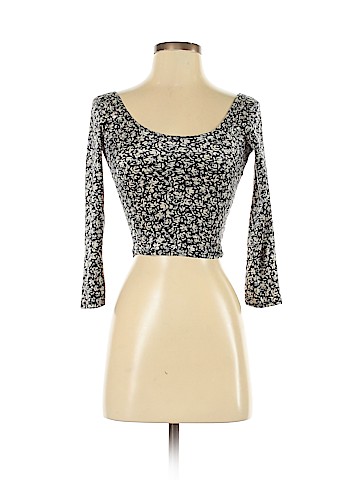 Hollister 3/4 Sleeve Top (view 1)